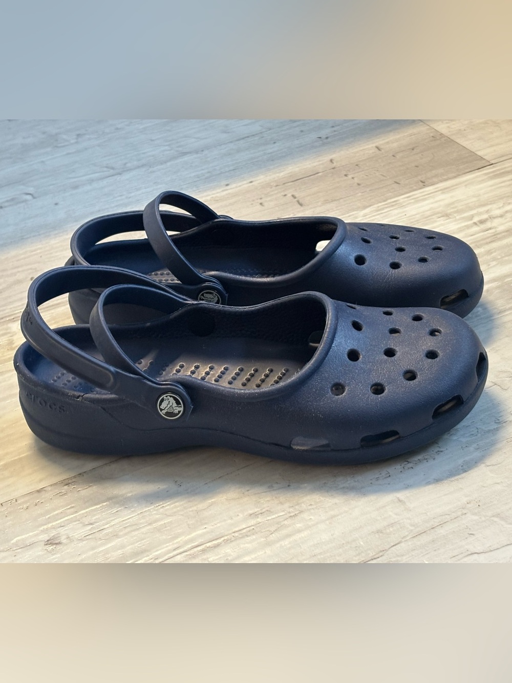 CROCS Karin Navy Blue Mary Jane Style Clogs Women’s Size 9